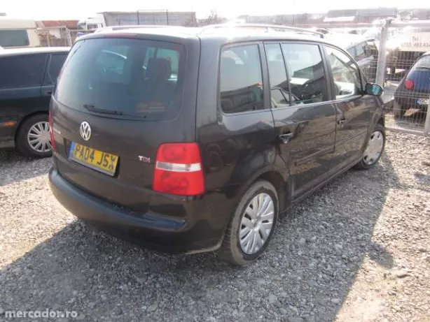 Dezmembrez Volkswagen Touran 2.0 diesel, 2004